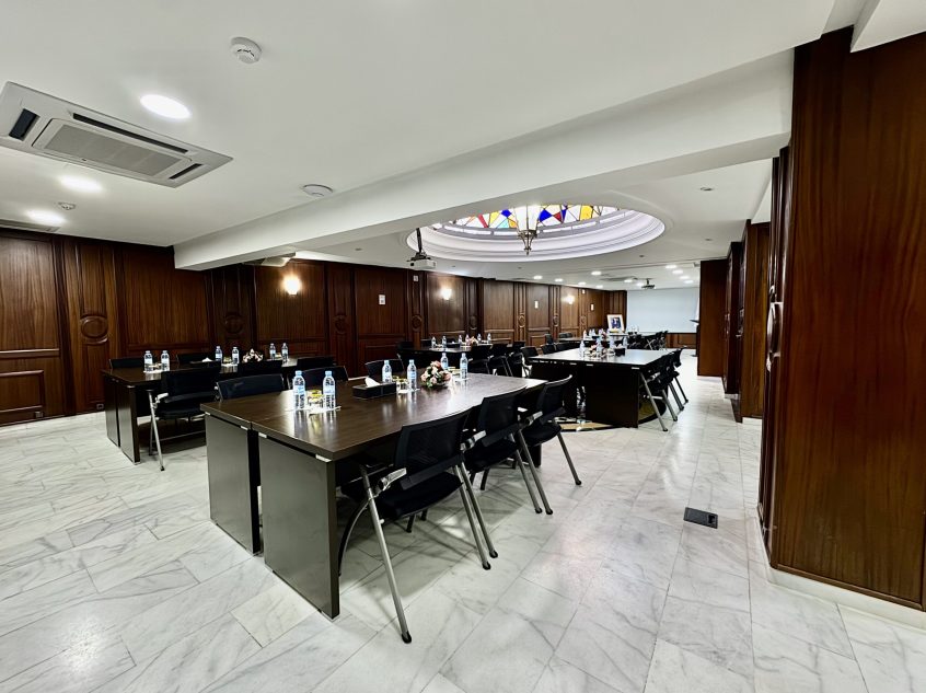 Hotel Majliss Downtown
